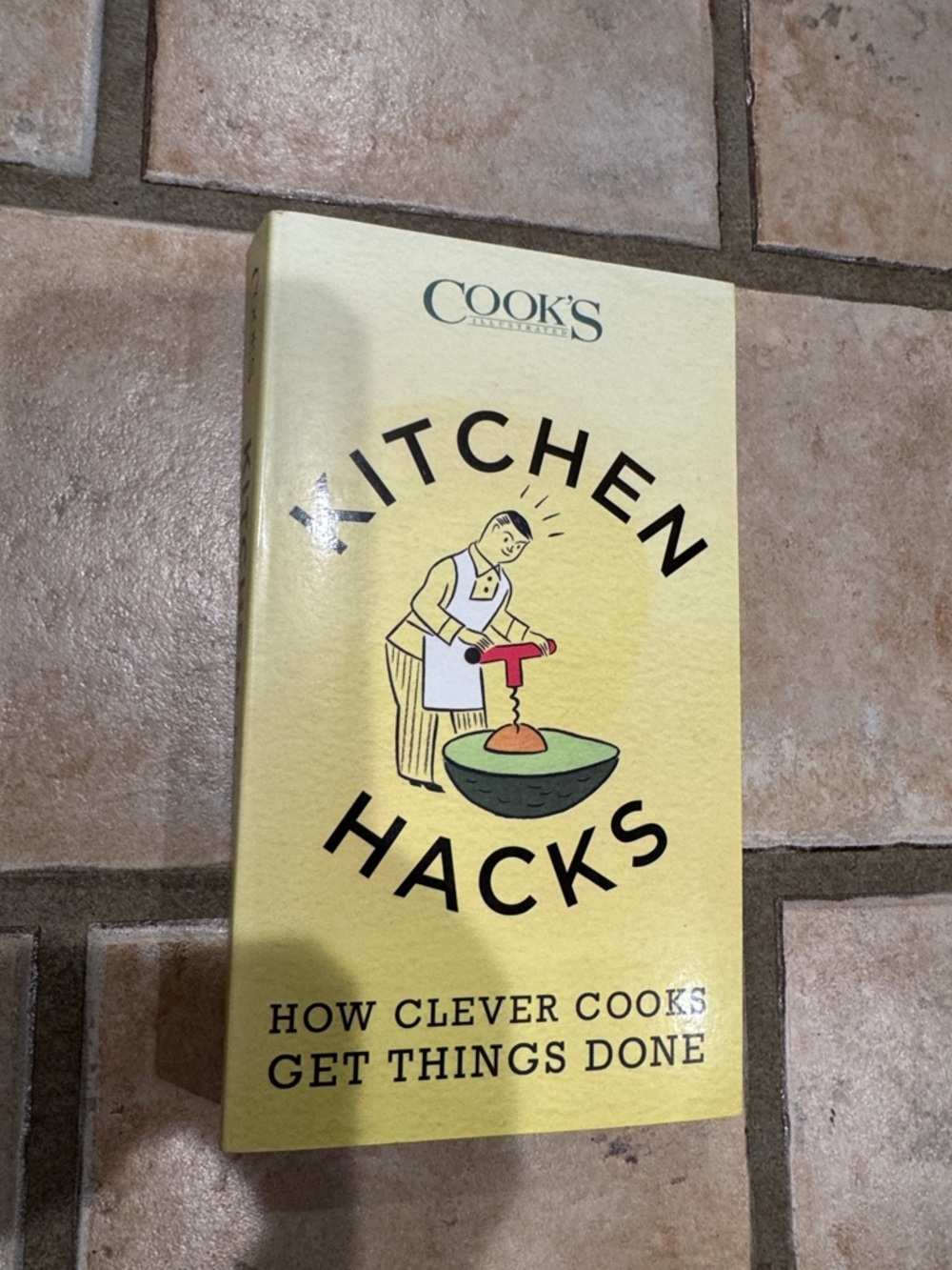 Kitchen Hacks Cookbook - Yellow